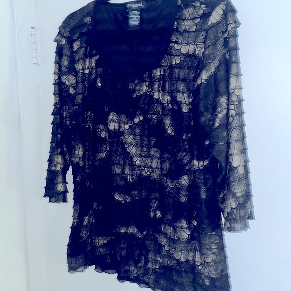 Notations Women's Black Ruffled 3/4 length Sleeve Dress Shirt. Size 2X - Picture 4 of 6